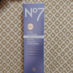 No 7 lift & luminate serum